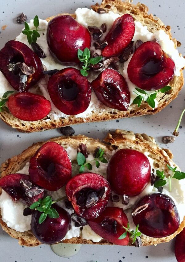 Sweet Cherry Ricotta Toasts. - harvestandnourish.com