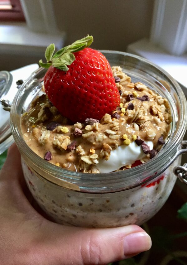 Chia Overnight Oats. - harvestandnourish.com