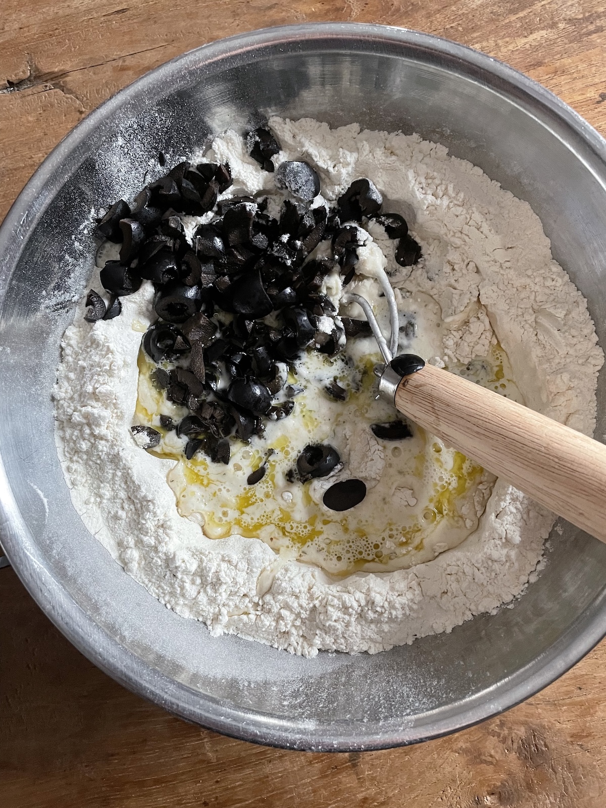 Olive Artisan Bread. - harvestandnourish.com
