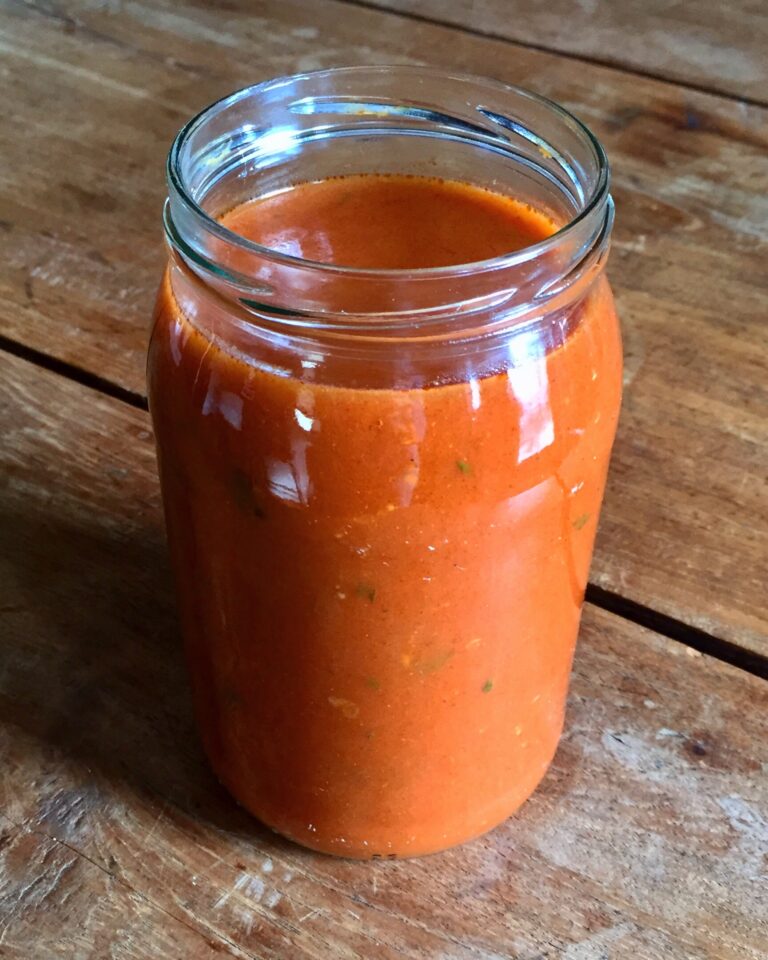 Quick Red Enchilada Sauce. - harvestandnourish.com