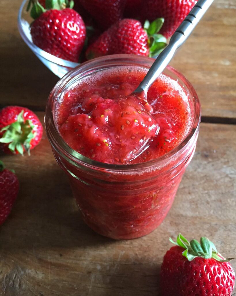 4-Ingredient Chia Seed Strawberry Jam. - harvestandnourish.com