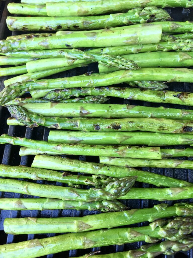 Perfect Grilled Asparagus. - harvestandnourish.com