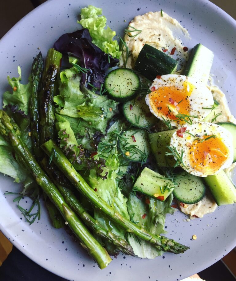 Spring Greens Salad with Roasted Garlic Hummus+7-Minute Egg. - harvestandnourish.com