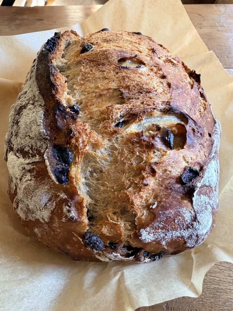 Cinnamon Raisin Artisan Bread. - harvestandnourish.com