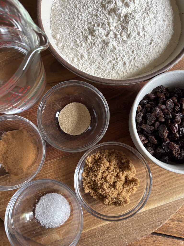Cinnamon Raisin Artisan Bread. - harvestandnourish.com
