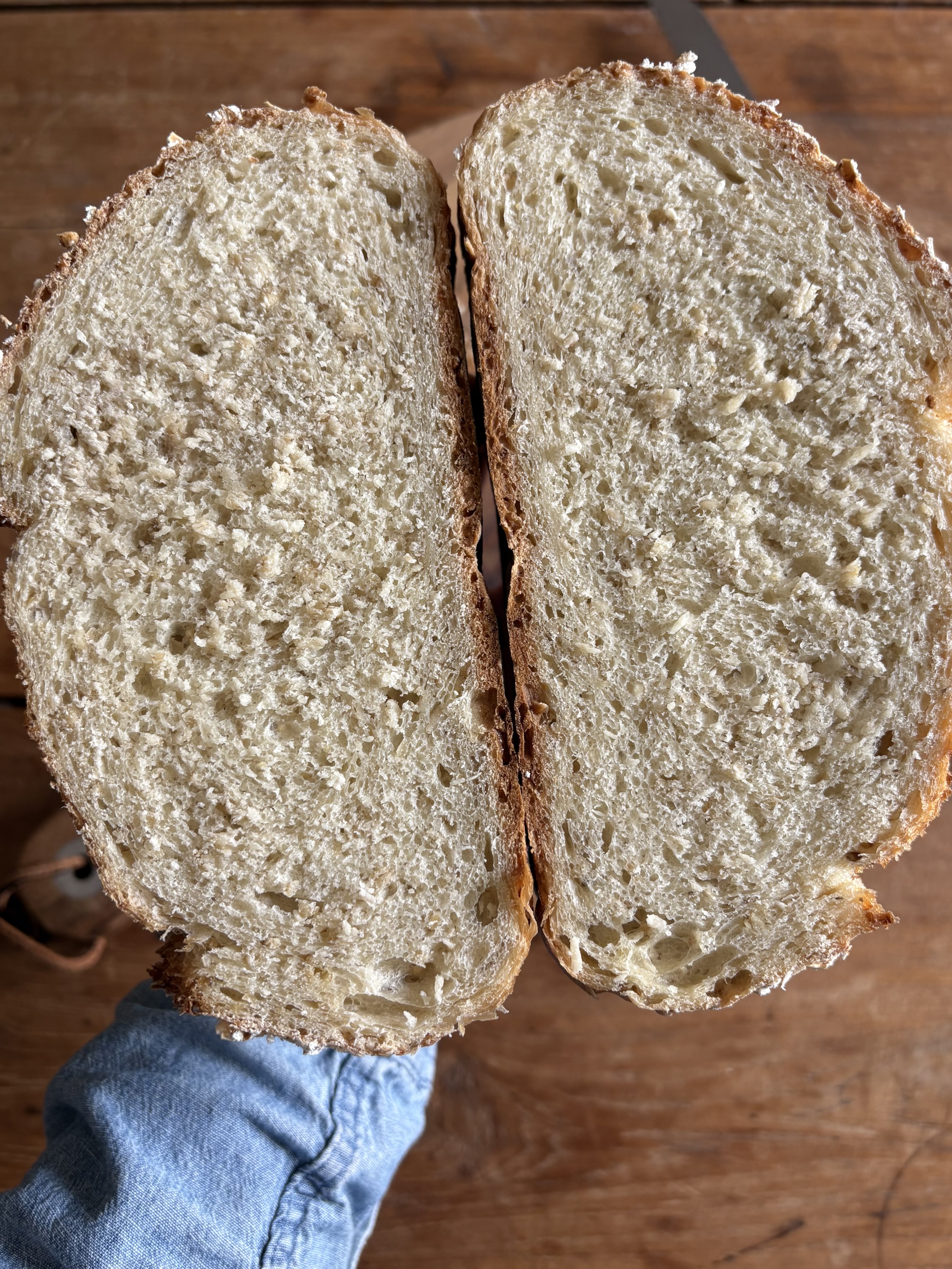 Honey Oat Artisan Bread. - harvestandnourish.com