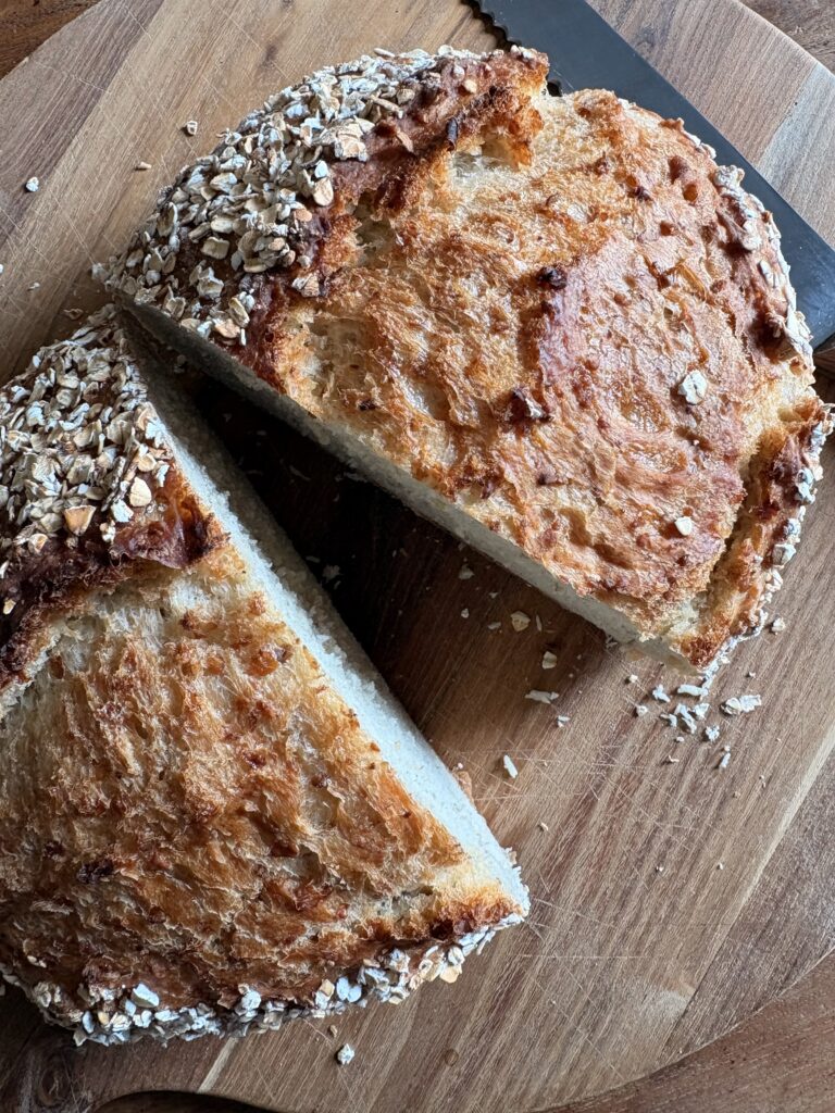 Honey Oat Artisan Bread. - harvestandnourish.com