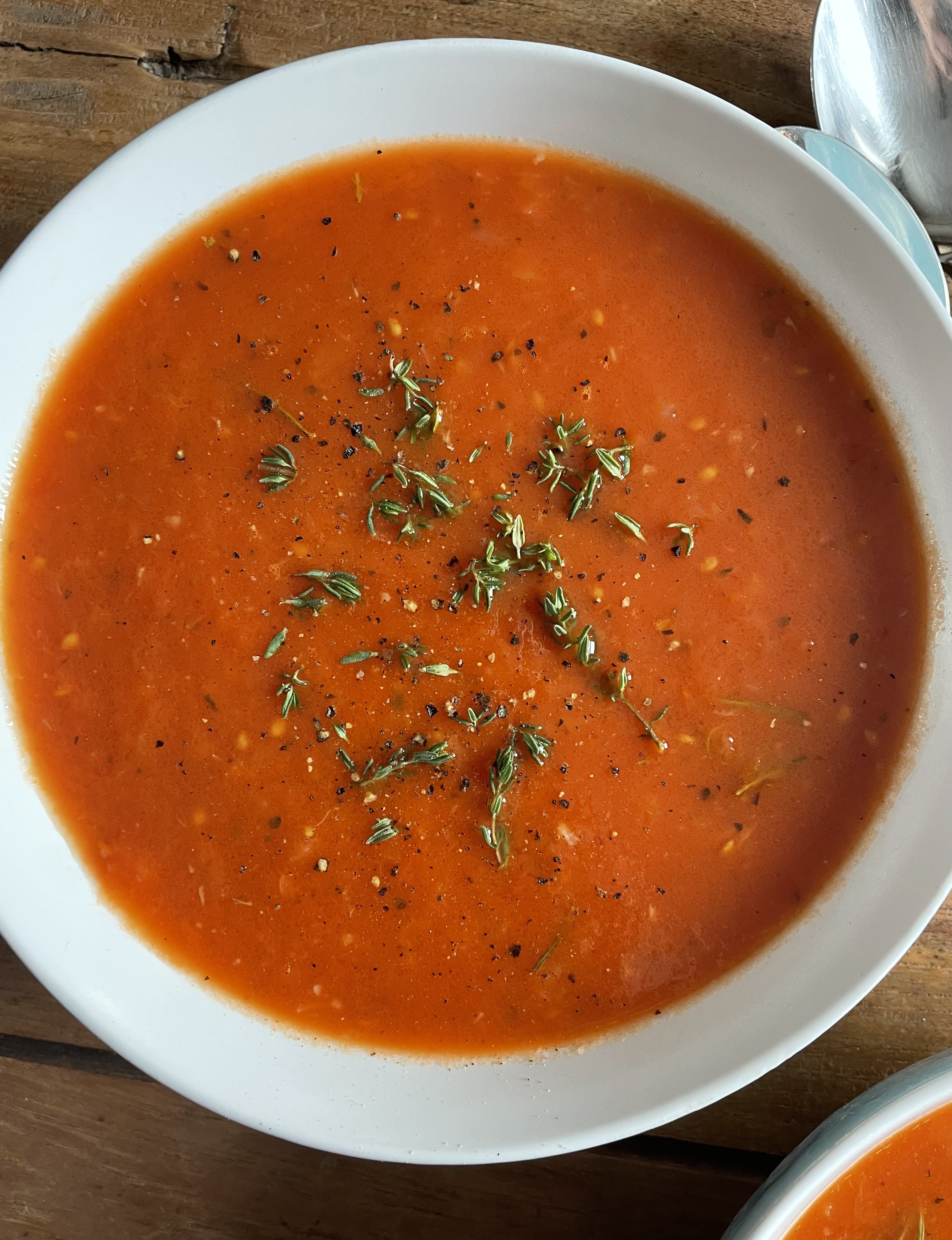 5-Ingredient Pantry Tomato Soup. - harvestandnourish.com