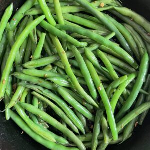 Rosemary Garlic Green Beans. - harvestandnourish.com