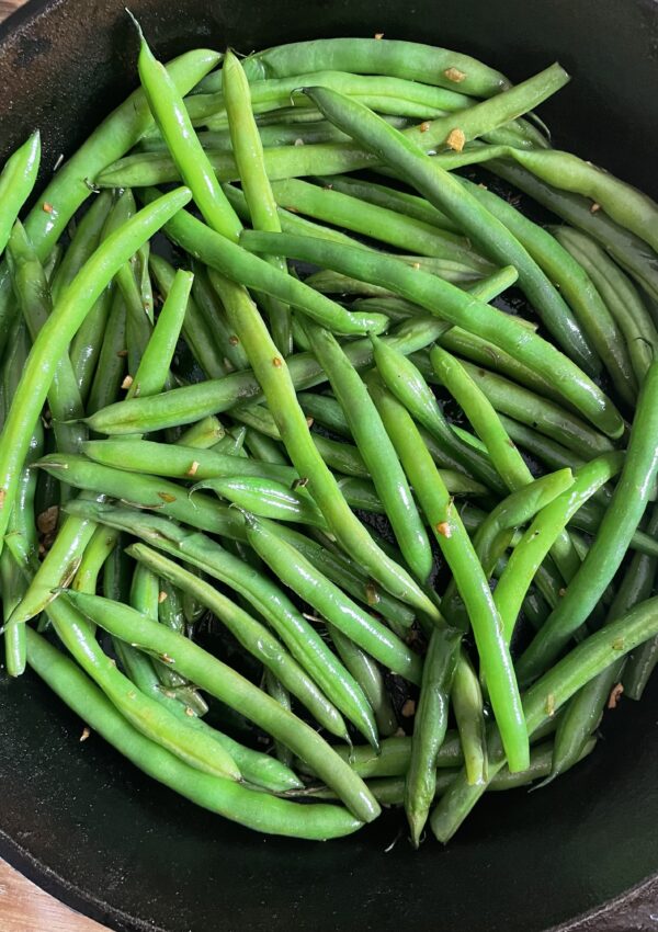 Rosemary Garlic Green Beans. - harvestandnourish.com