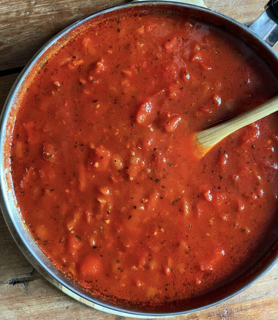 Quick Homemade Tomato Sauce (Canned Tomatoes). - harvestandnourish.com