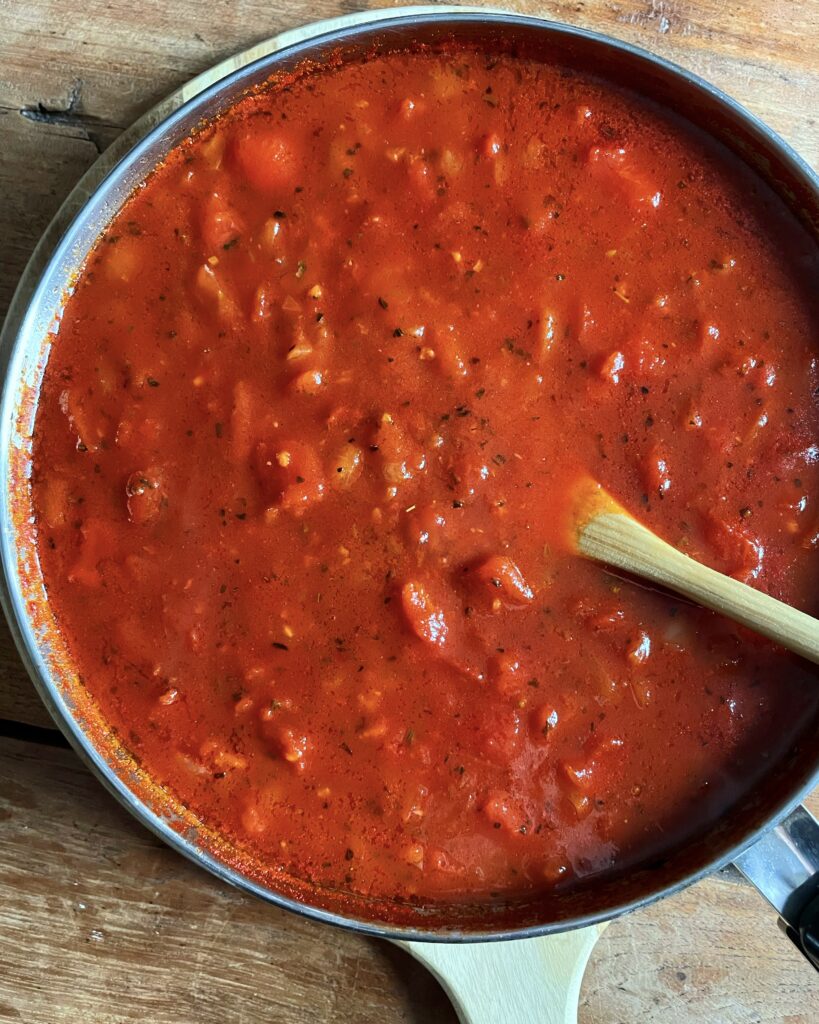 Quick Homemade Tomato Sauce (Canned Tomatoes). - harvestandnourish.com