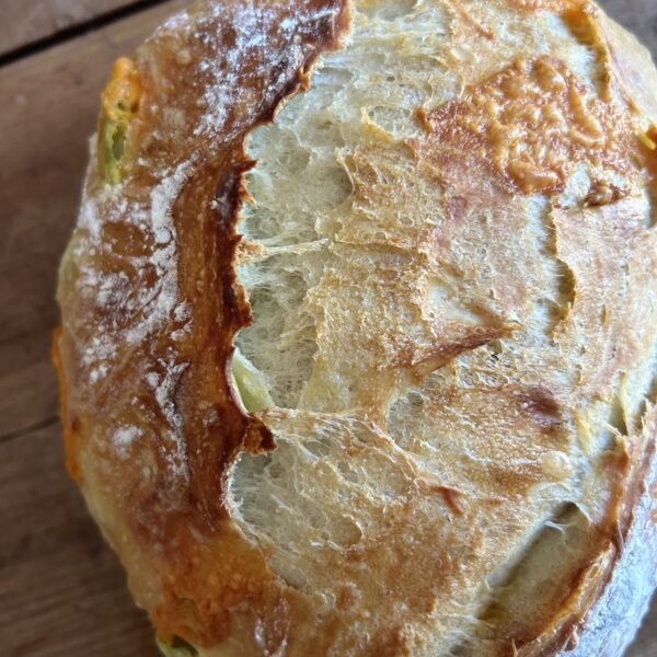 No-Knead Jalapeño Cheddar Artisan Bread
