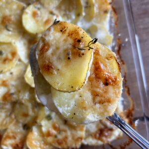 Potatoes au Gratin with Gruyère. - harvestandnourish.com