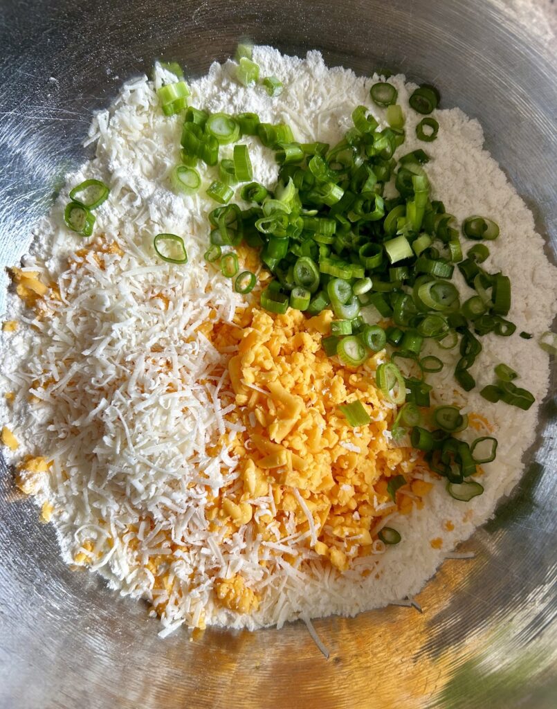 Cheddar Scallion Drop Biscuits. - harvestandnourish.com