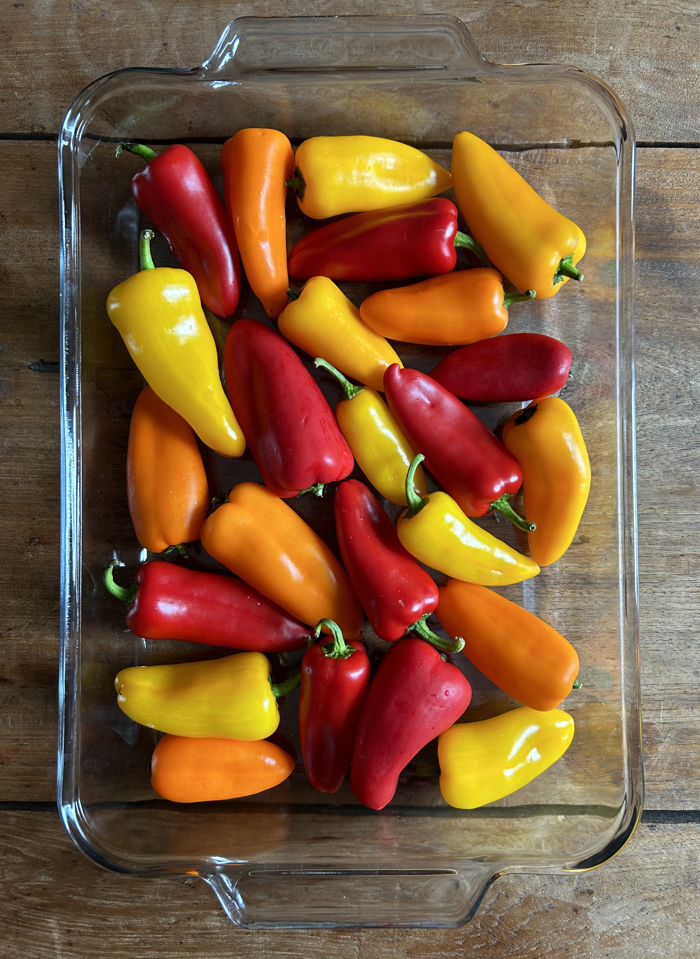 Balsamic Roasted Peppers. - harvestandnourish.com