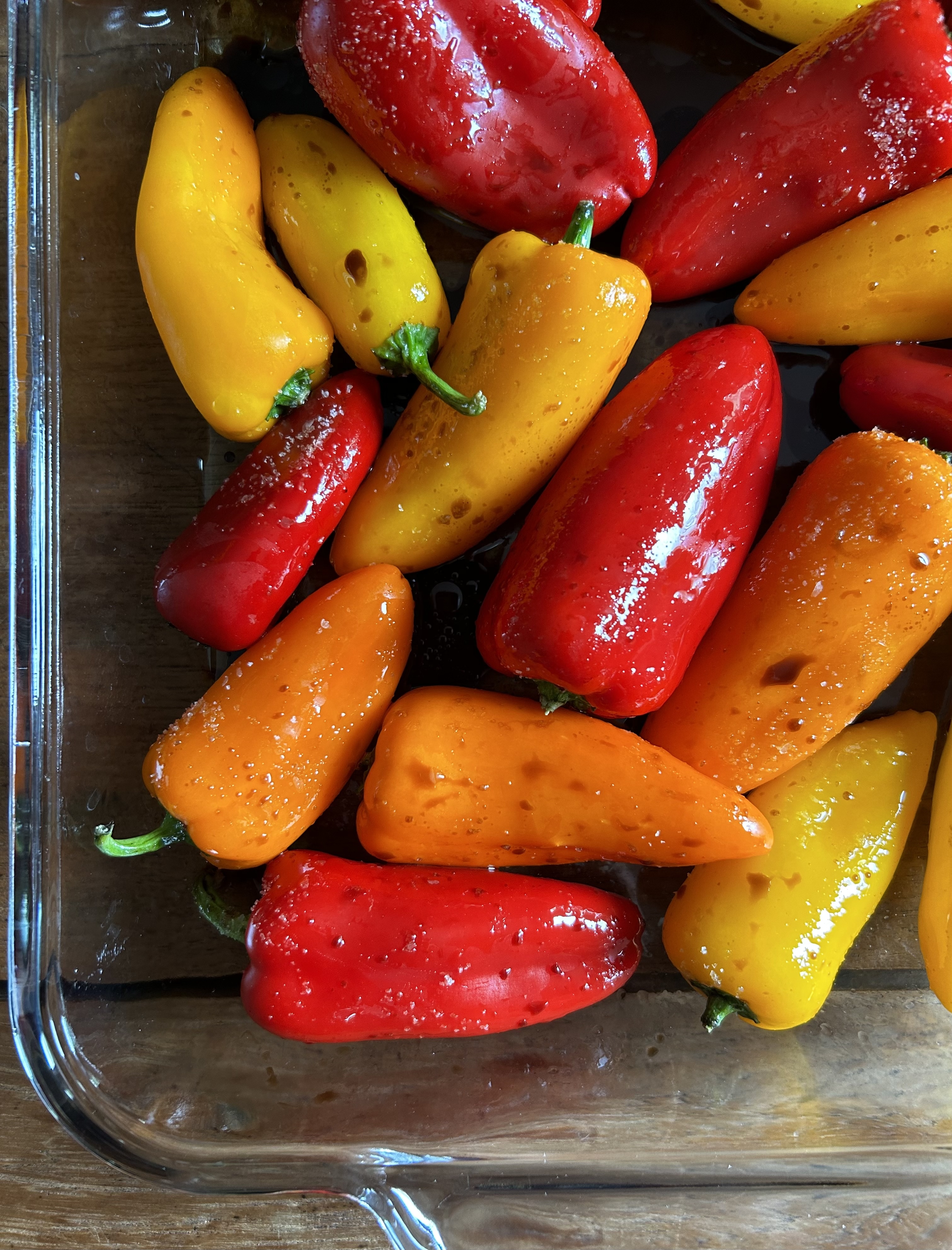 Balsamic Roasted Peppers. - harvestandnourish.com