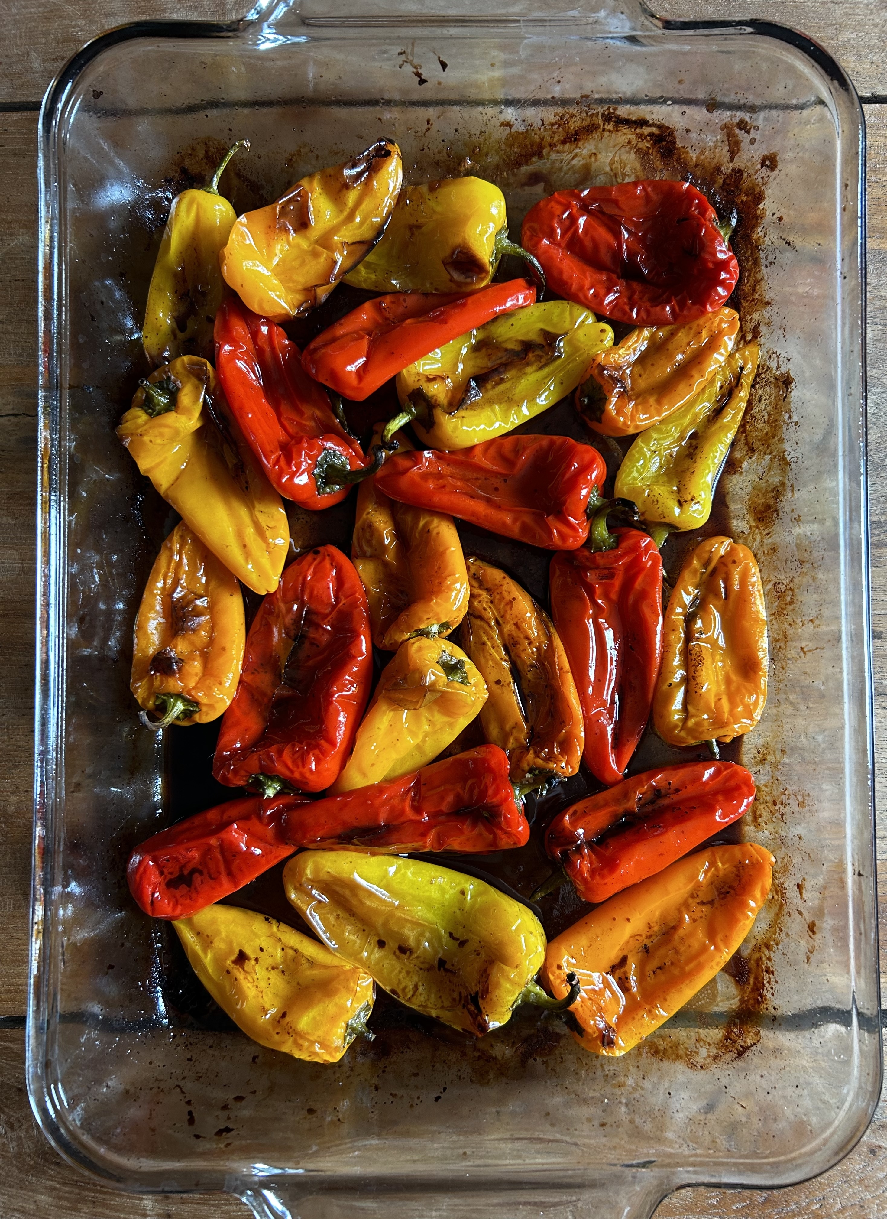 Balsamic Roasted Peppers. - harvestandnourish.com