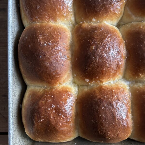 No-Knead Buttermilk Dinner Rolls