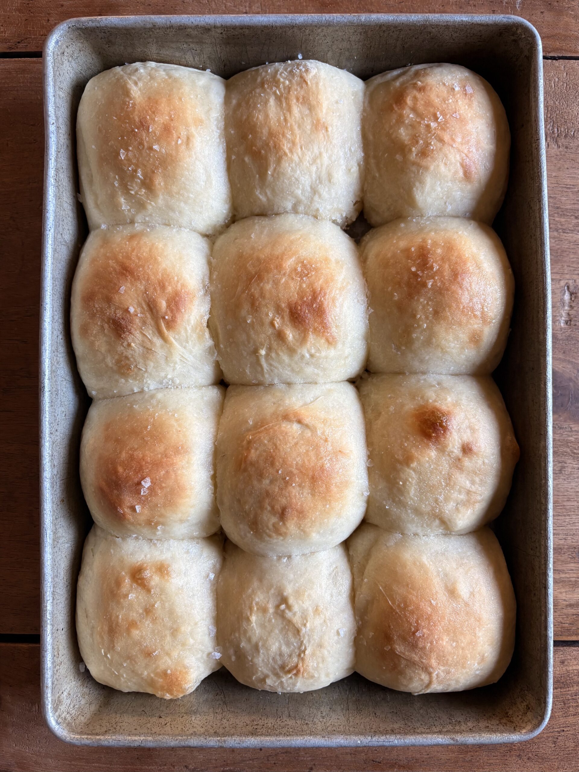 Buttermilk Dinner Rolls. - harvestandnourish.com