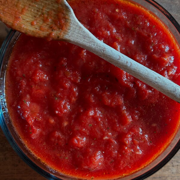 No-Cook Tomato (Pizza) Sauce