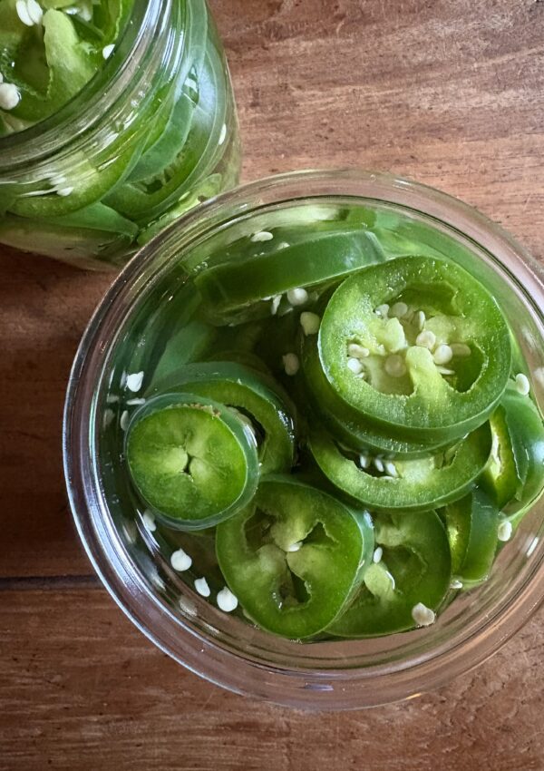 Quick Pickled Jalapeños. - harvestandnourish.com