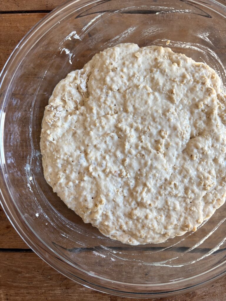 No-Knead Honey Oat Bread. - harvestandnourish.com