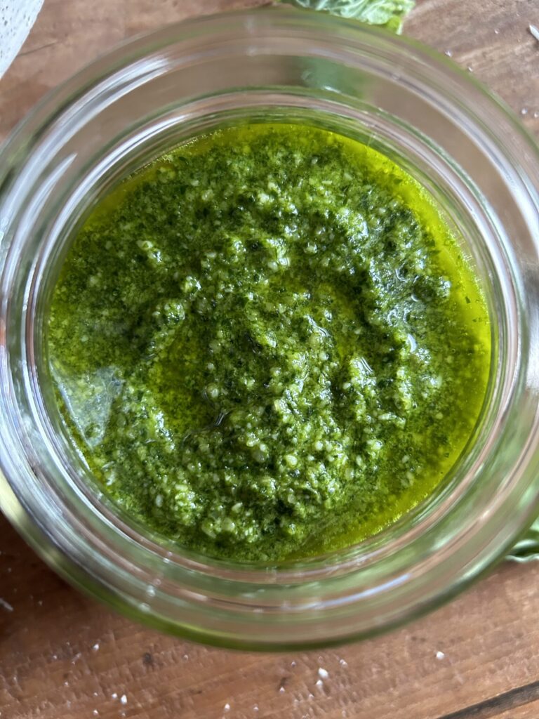 Pumpkin Seed Pesto. - harvestandnourish.com