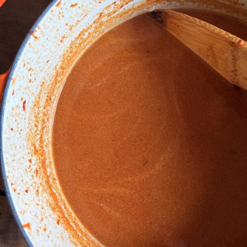 Roasted Red Pepper Soup. - harvestandnourish.com